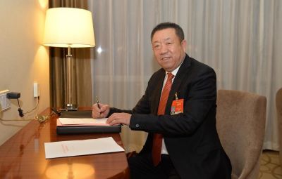 全國(guó)人大代表、寶泰隆董事長(zhǎng)焦云：發(fā)揮資本市場(chǎng)資源配置樞紐作用 給東北企業(yè)更多支持